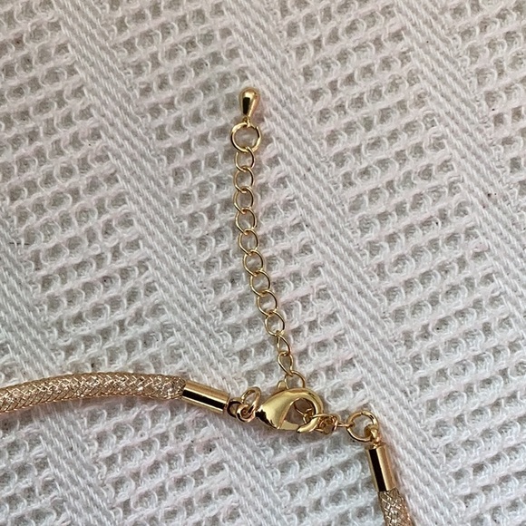 SJ Pearl Pendant - Picture 3 of 8